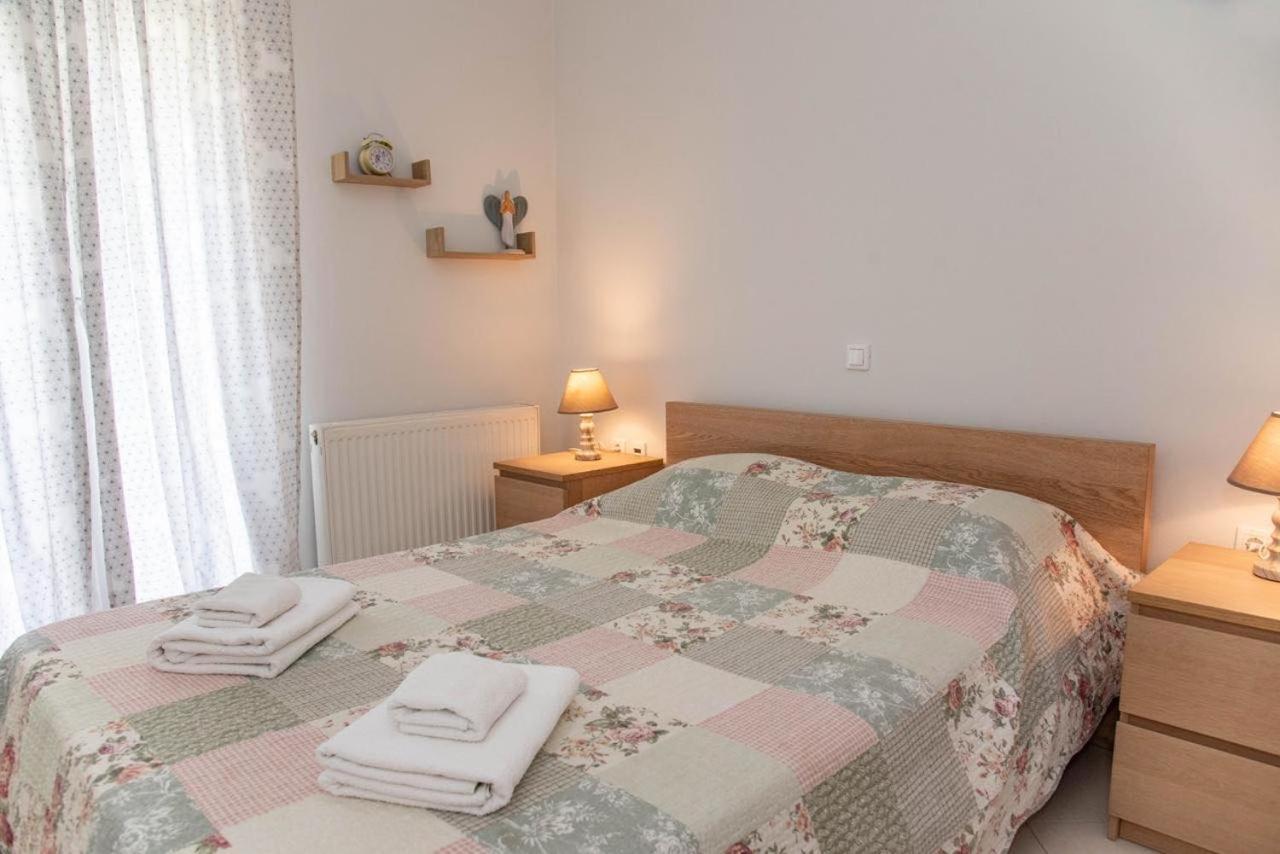 Lydia'S Apartments Mármaron Extérieur photo
